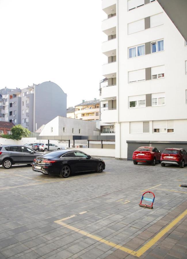 Supernova City Center - Free Private Parking Novi Sad Exterior photo
